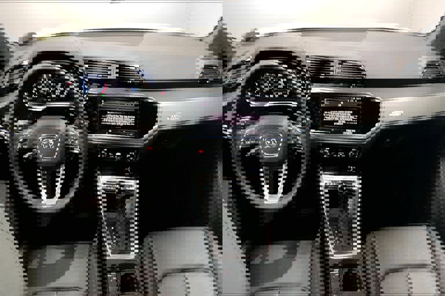 Certified 2025 Audi Q3 2.0T Premium image 17