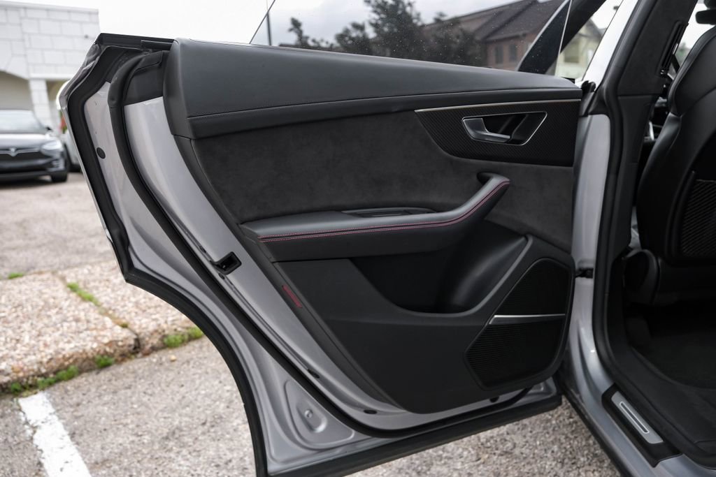 Used 2021 Audi RS Q8 image 48