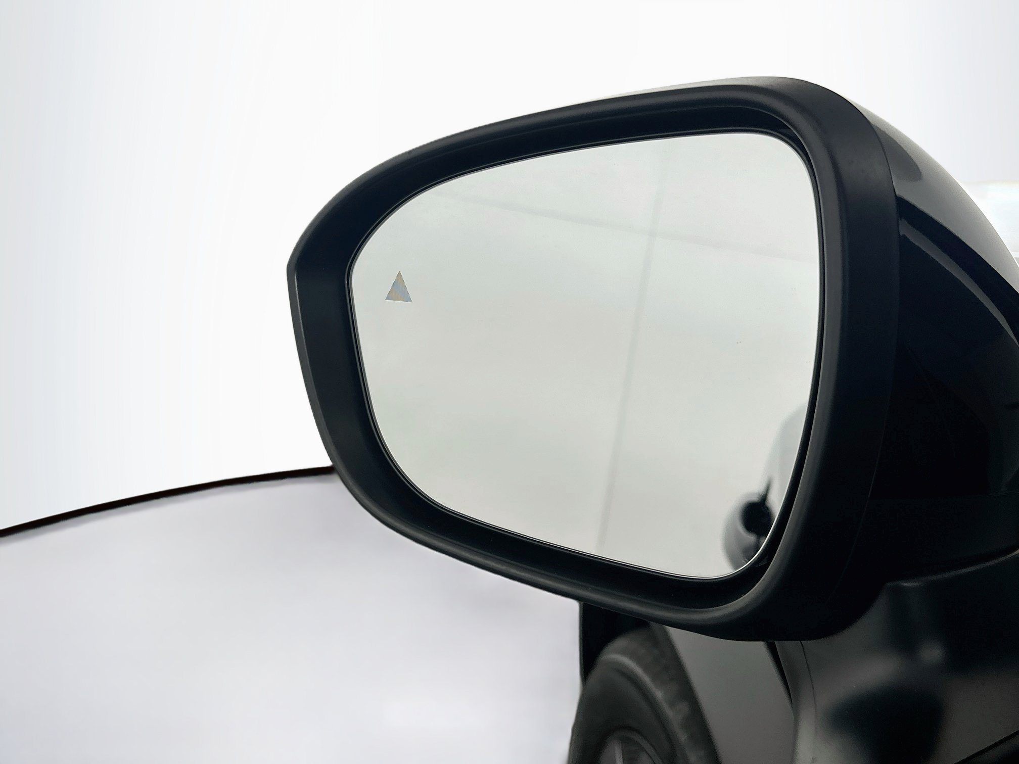Used 2023 Nissan Ariya FWD image 16