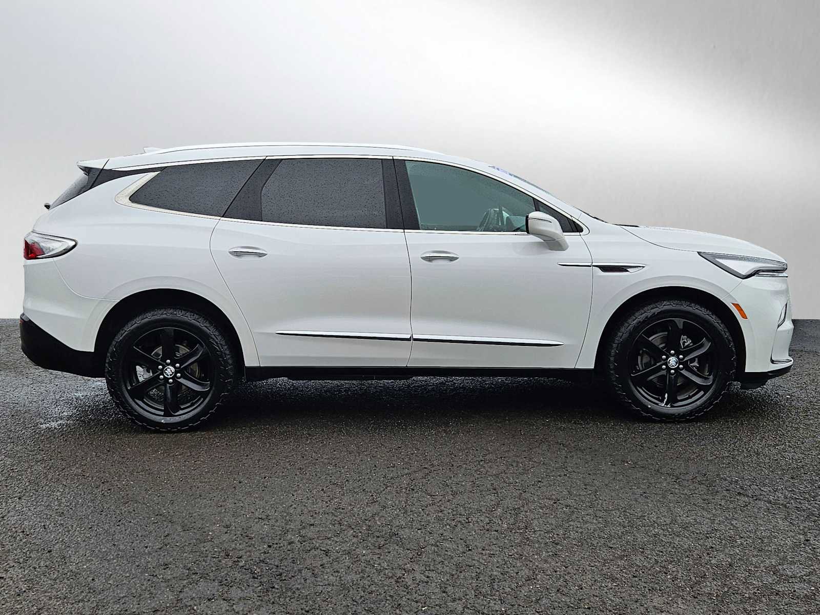 Used 2023 Buick Enclave Essence w/ Experience Buick Package video 2