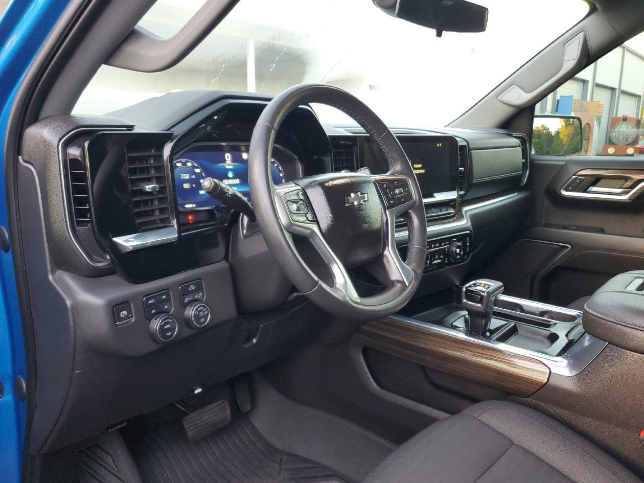 Used 2022 Chevrolet Silverado 1500 LT Trail Boss w/ Protection Package AWD/4WD image 21