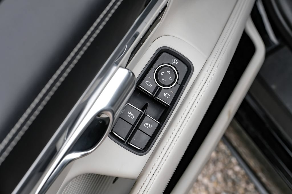 Used 2018 Porsche 718 Boxster S RWD image 40
