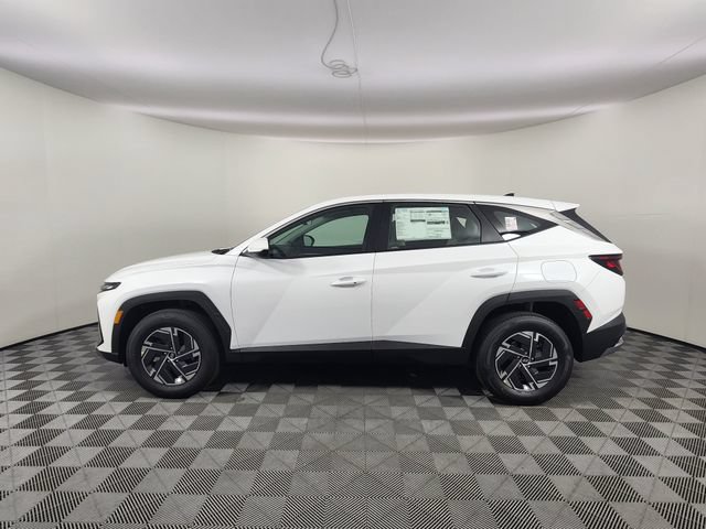 New 2026 Hyundai Tucson Blue SE AWD/4WD image 2