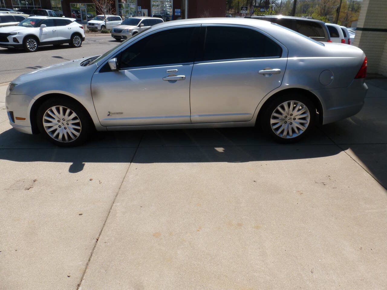 Used 2012 Ford Fusion Hybrid FWD image 6