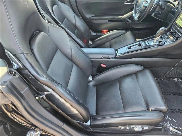 Used 2016 Porsche 911 Carrera Black Edition RWD image 19