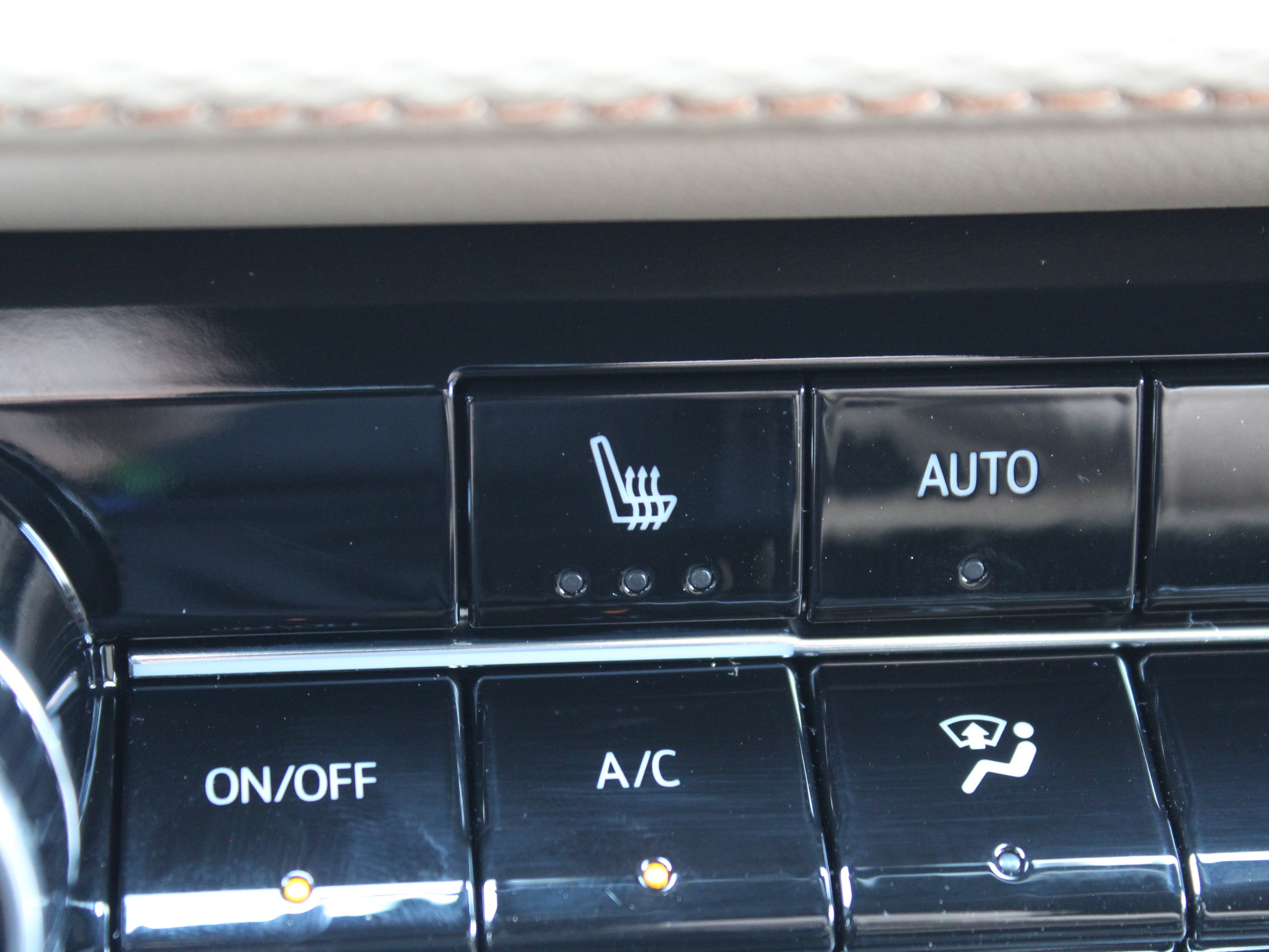 New 2026 Chevrolet Equinox ACTIV FWD image 13