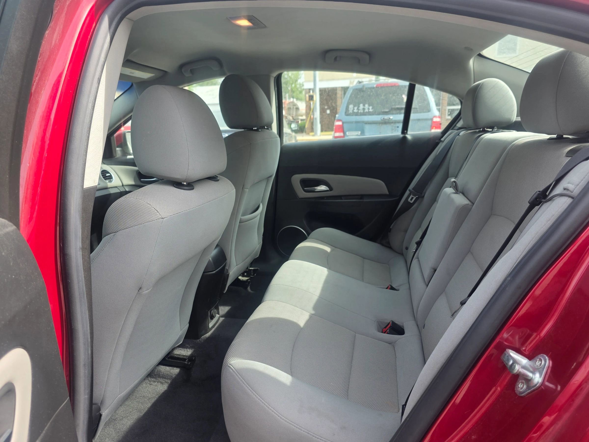 Used 2012 Chevrolet Cruze LT image 12