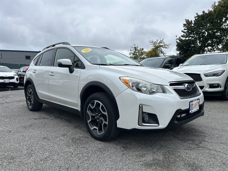 Used 2016 Subaru Crosstrek 2.0i Limited AWD/4WD image 3