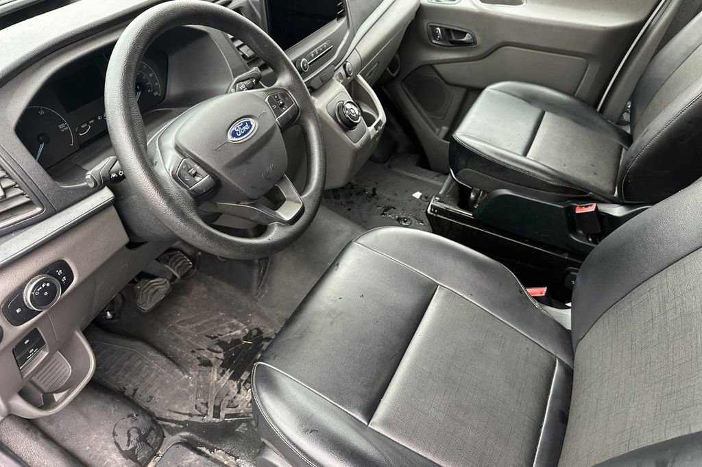 Used 2022 Ford E-Transit Medium Roof w/ Load Area Protection Package image 11