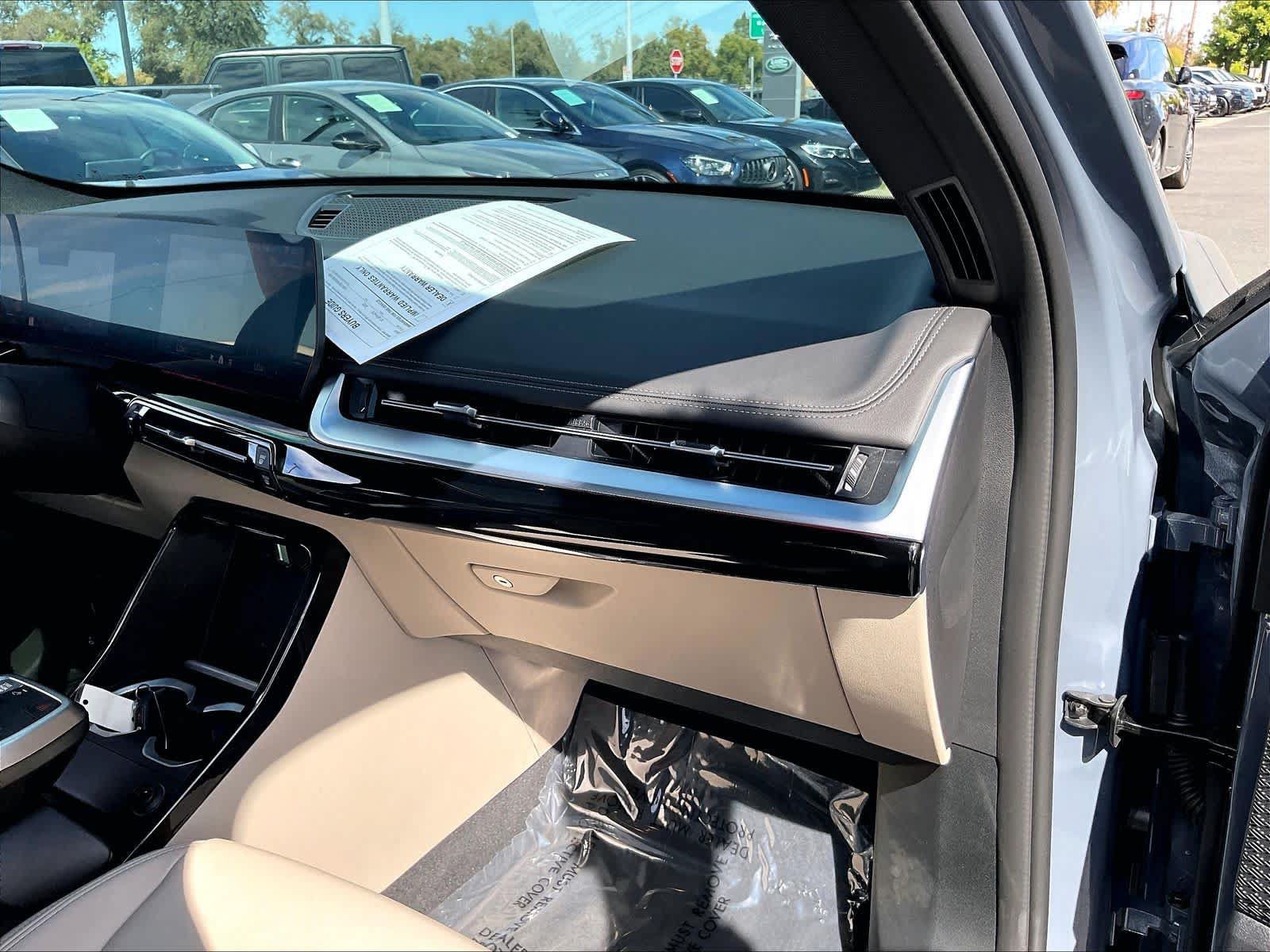 Used 2025 BMW X1 xDrive28i w/ Convenience Package AWD/4WD image 19