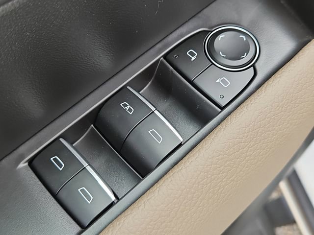 New 2026 GMC Canyon Denali image 13