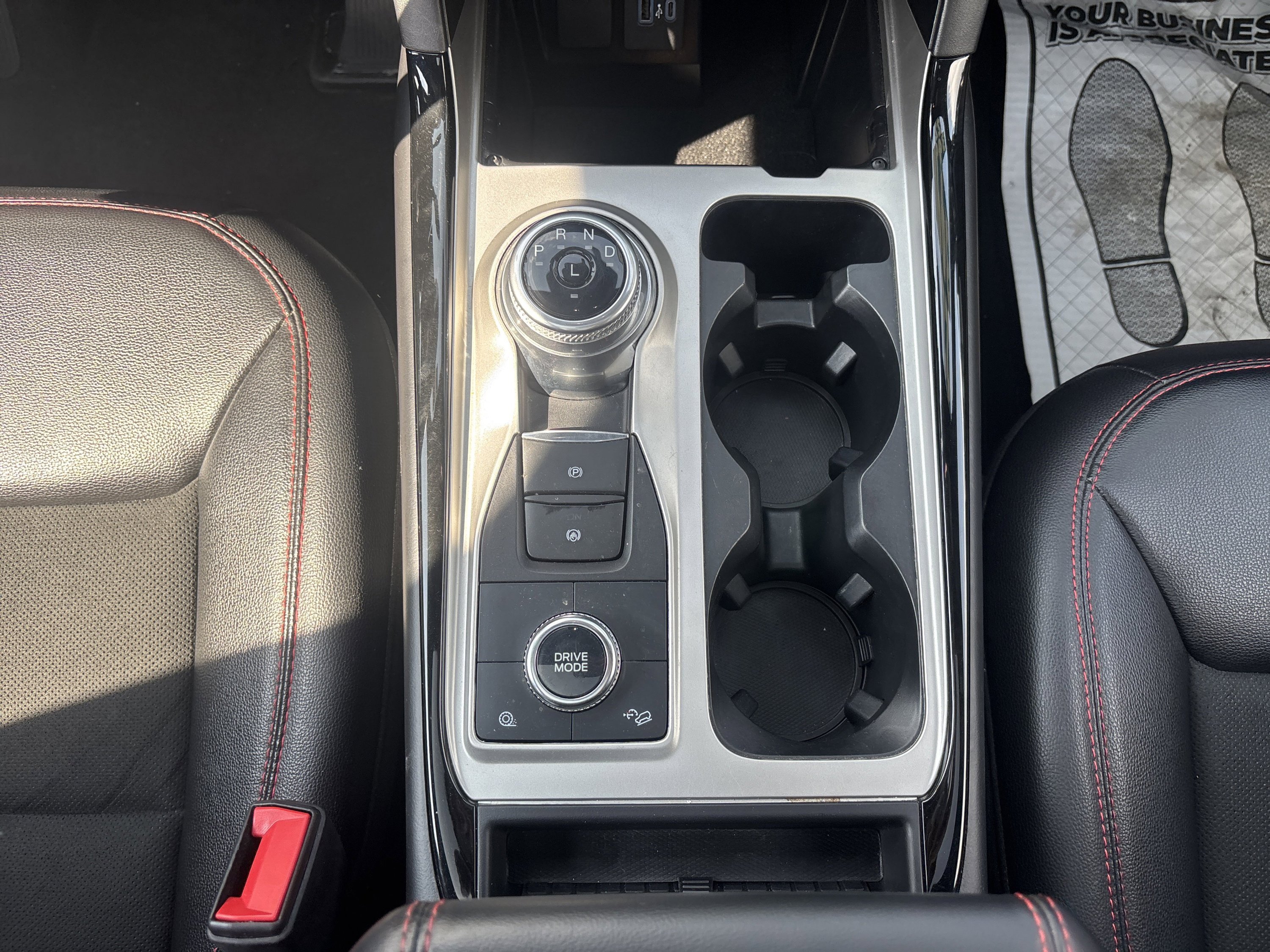 Used 2022 Ford Explorer ST-Line w/ Class IV Trailer Tow Package image 23