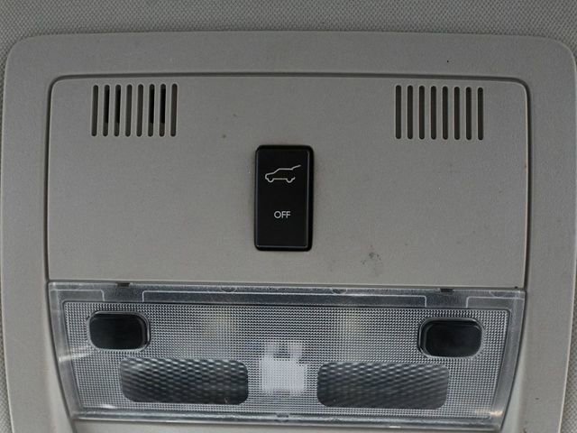 Used 2010 Chevrolet Tahoe LT w/ Luxury Package image 34