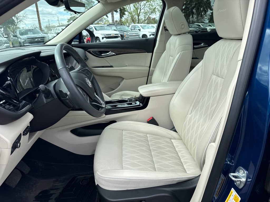 Used 2023 Buick Envision Avenir AWD/4WD image 18