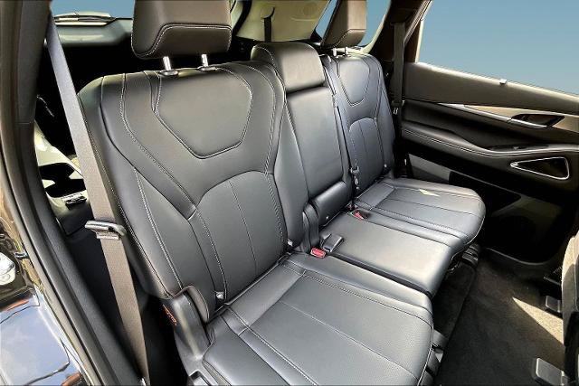 Certified 2026 INFINITI QX60 Luxe w/ Cargo Package AWD/4WD image 24