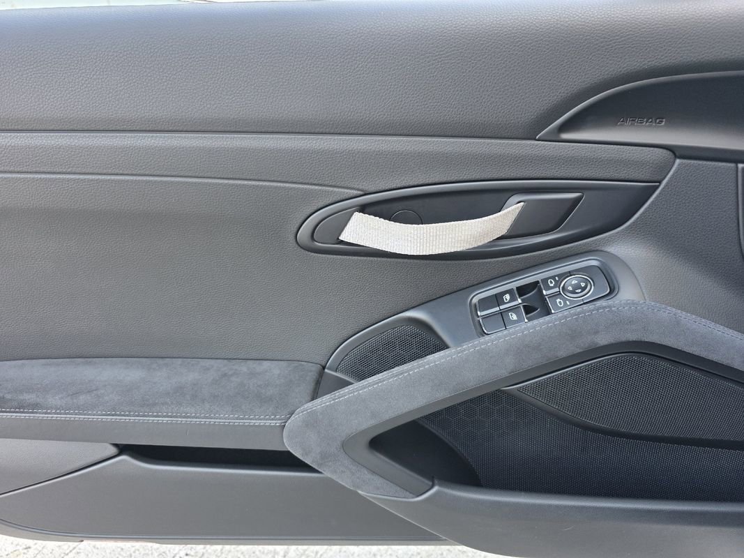 Used 2016 Porsche 911 GT3 RS image 17