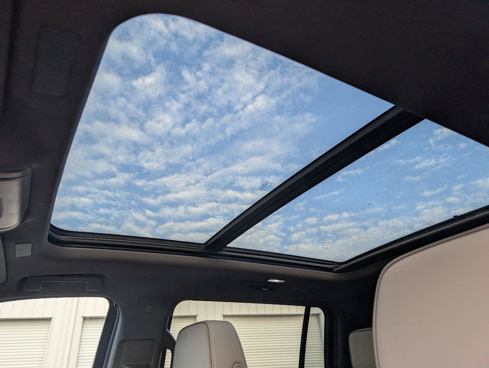 New 2026 GMC Yukon XL Elevation w/ LPO, Floor Liner Package RWD image 16