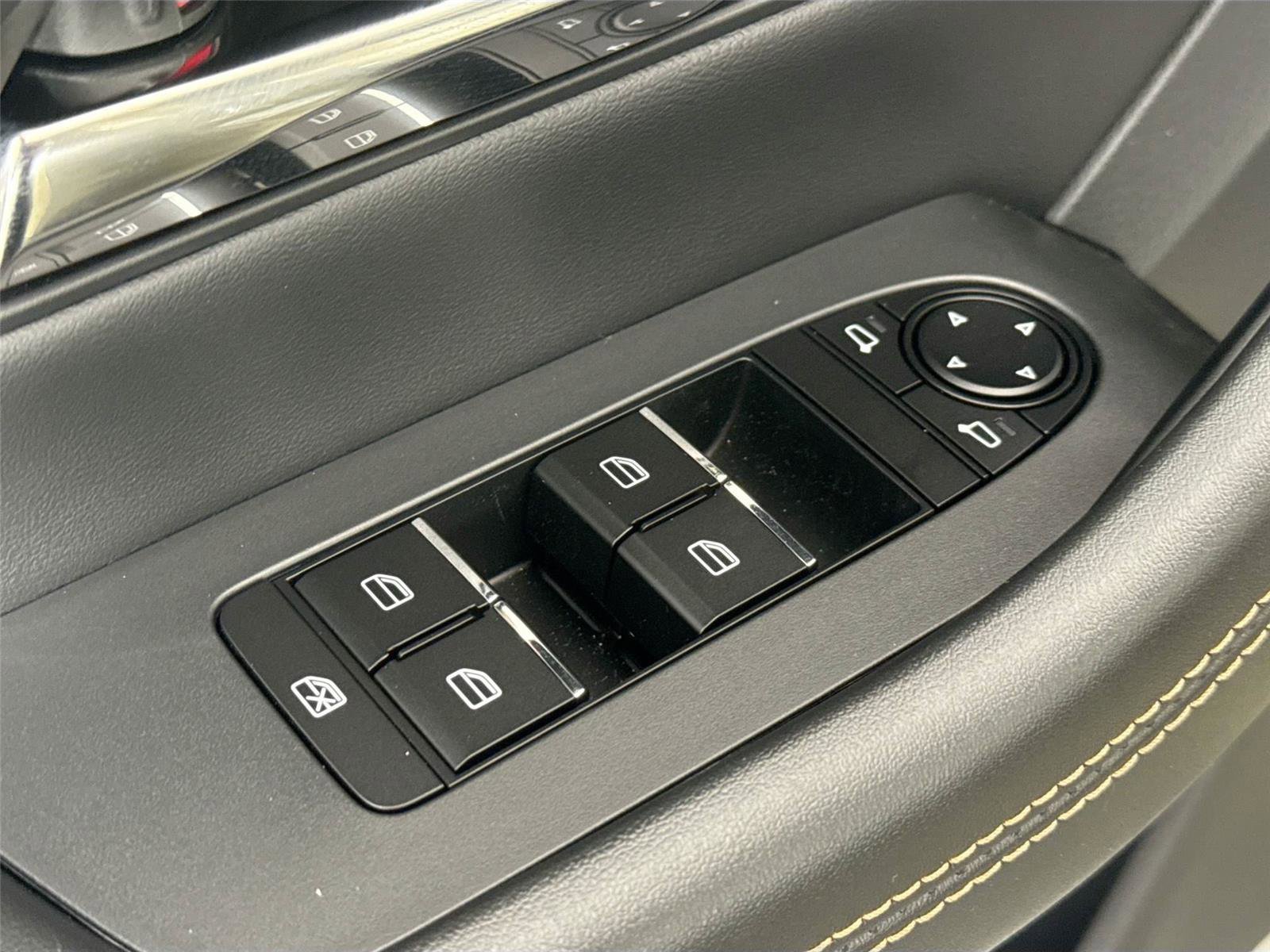 Certified 2025 MAZDA CX-70 3.3 Turbo w/ Premium Package image 31