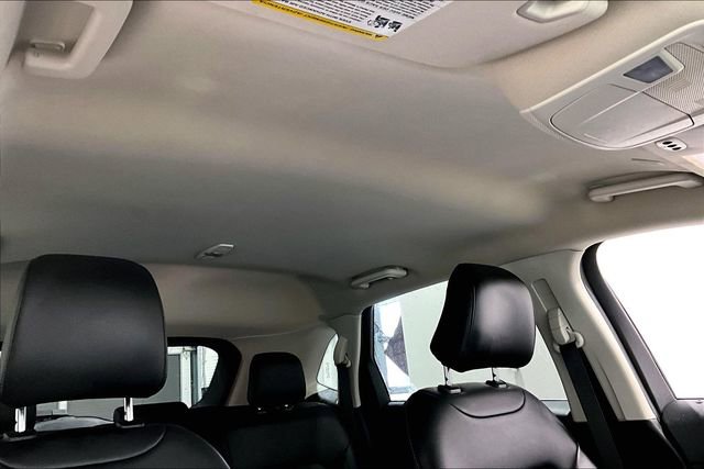 Used 2023 Ford Edge SEL w/ Convenience Package image 29