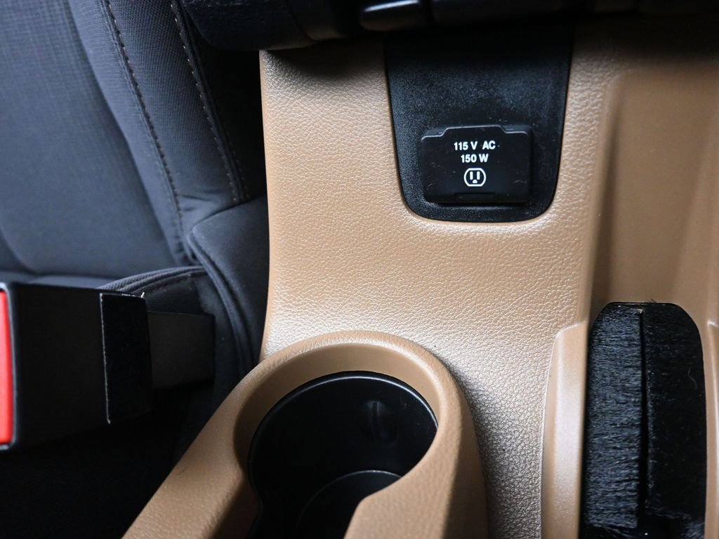 Used 2013 Jeep Wrangler Unlimited Sahara w/ Connectivity Group image 21