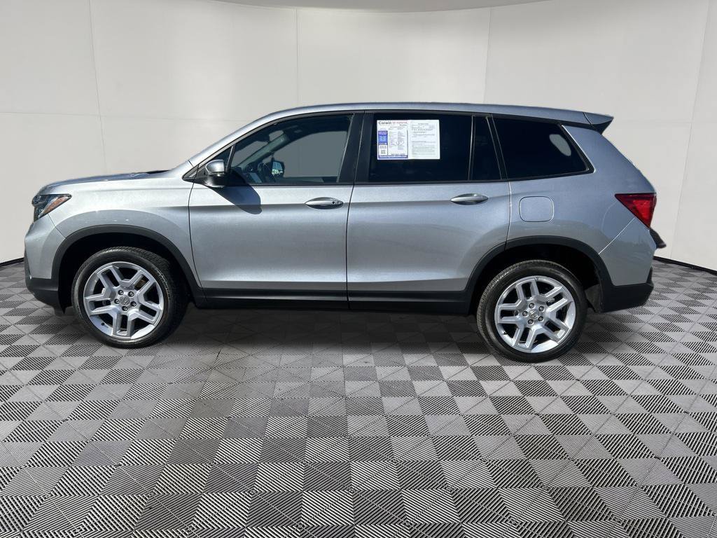 Used 2025 Honda Passport EX-L image 4