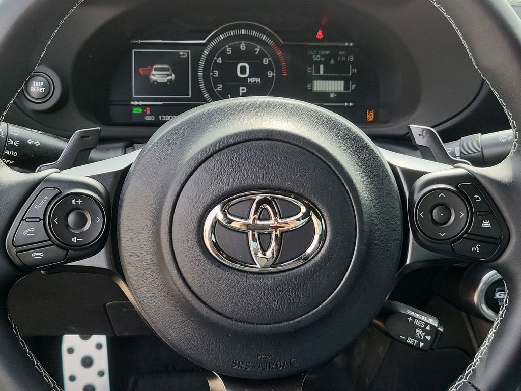 Used 2025 Toyota GR86 Premium image 11