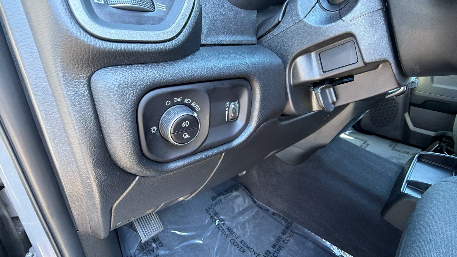New 2026 RAM 2500 Tradesman AWD/4WD image 20