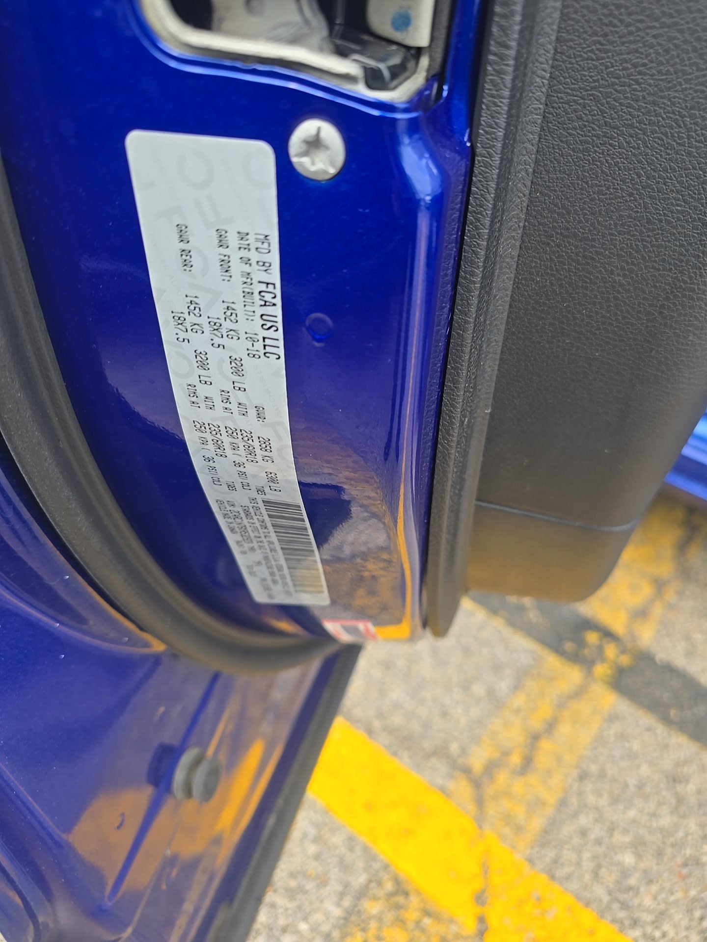 Used 2019 Chrysler Pacifica Limited w/ Advanced Safetytec Group FWD image 10
