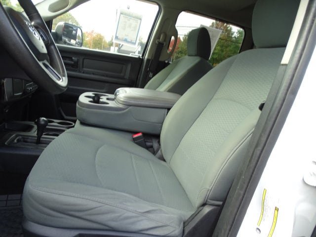 Used 2014 RAM 3500 Tradesman w/ Chrome Appearance Group AWD/4WD image 2