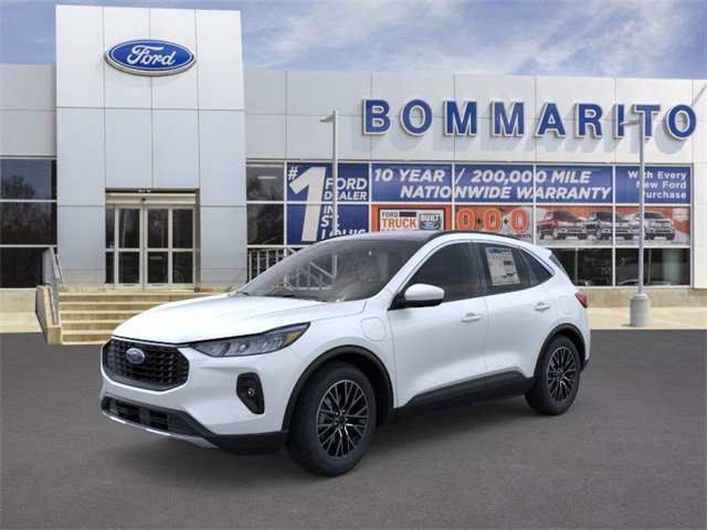 New 2025 Ford Escape SE