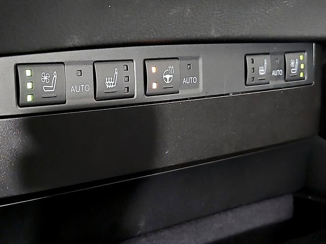 Used 2025 Lexus ES 300h w/ Premium Package image 30