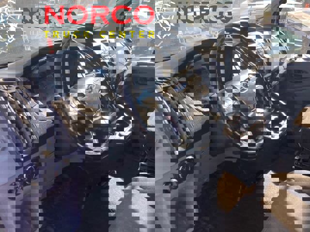 Used 2017 Ford Transit 150 XL image 11