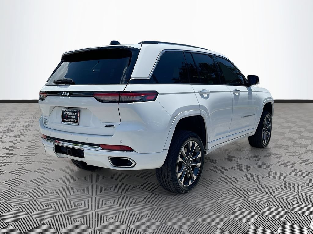Used 2022 Jeep Grand Cherokee Overland AWD/4WD image 7
