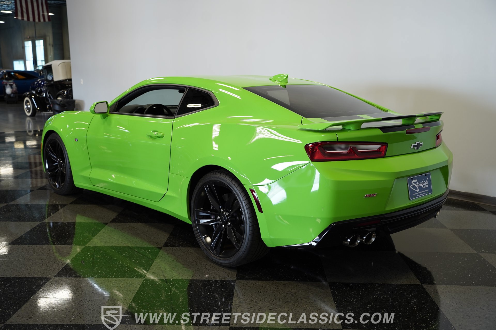 Used 2017 Chevrolet Camaro SS RWD image 10