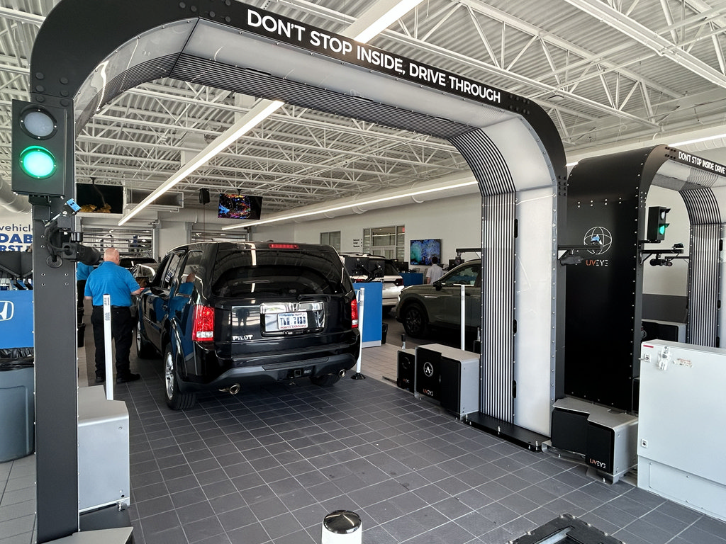 Used 2016 Buick Encore Convenience FWD image 4