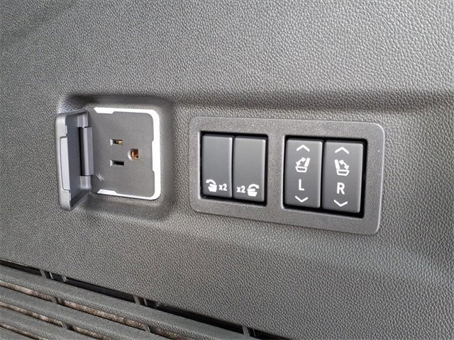 New 2026 Chevrolet Suburban RST w/ Comfort Package image 15