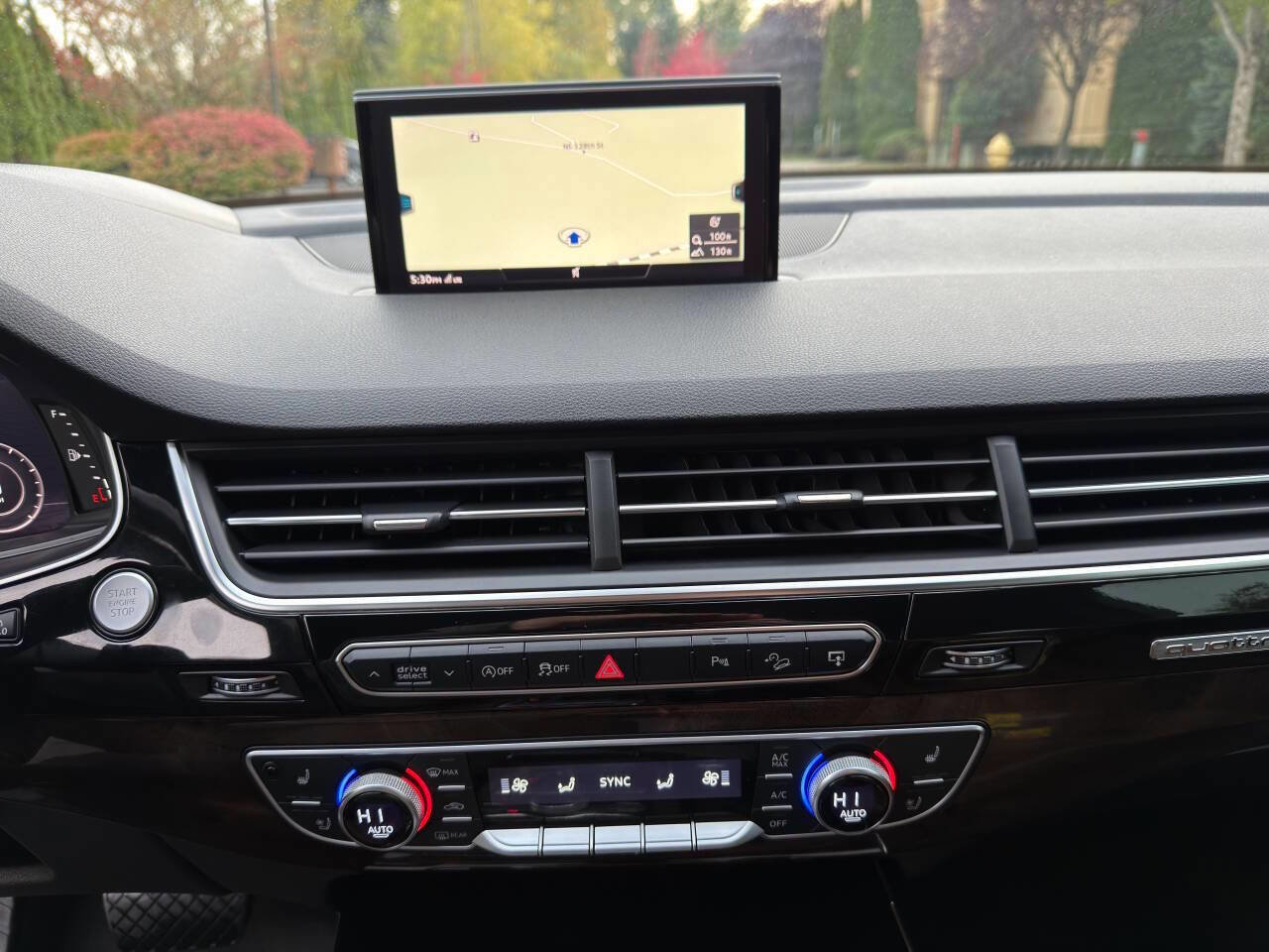 Used 2017 Audi Q7 3.0T Prestige w/ Prestige Package image 20