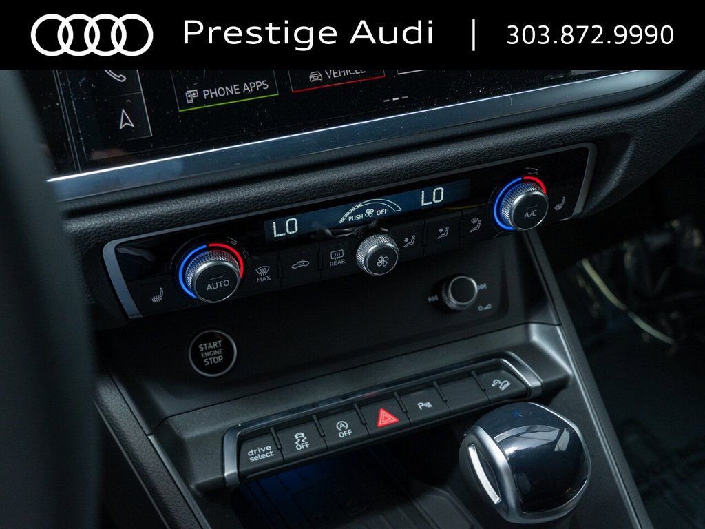 Used 2024 Audi Q3 2.0T Premium Plus w/ Premium Plus Package image 16
