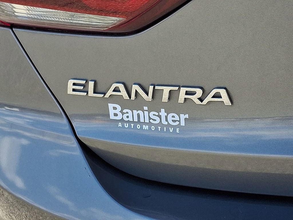 Used 2018 Hyundai Elantra SEL image 32