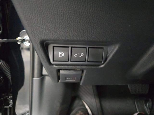 New 2026 Toyota Prius Limited FWD image 31