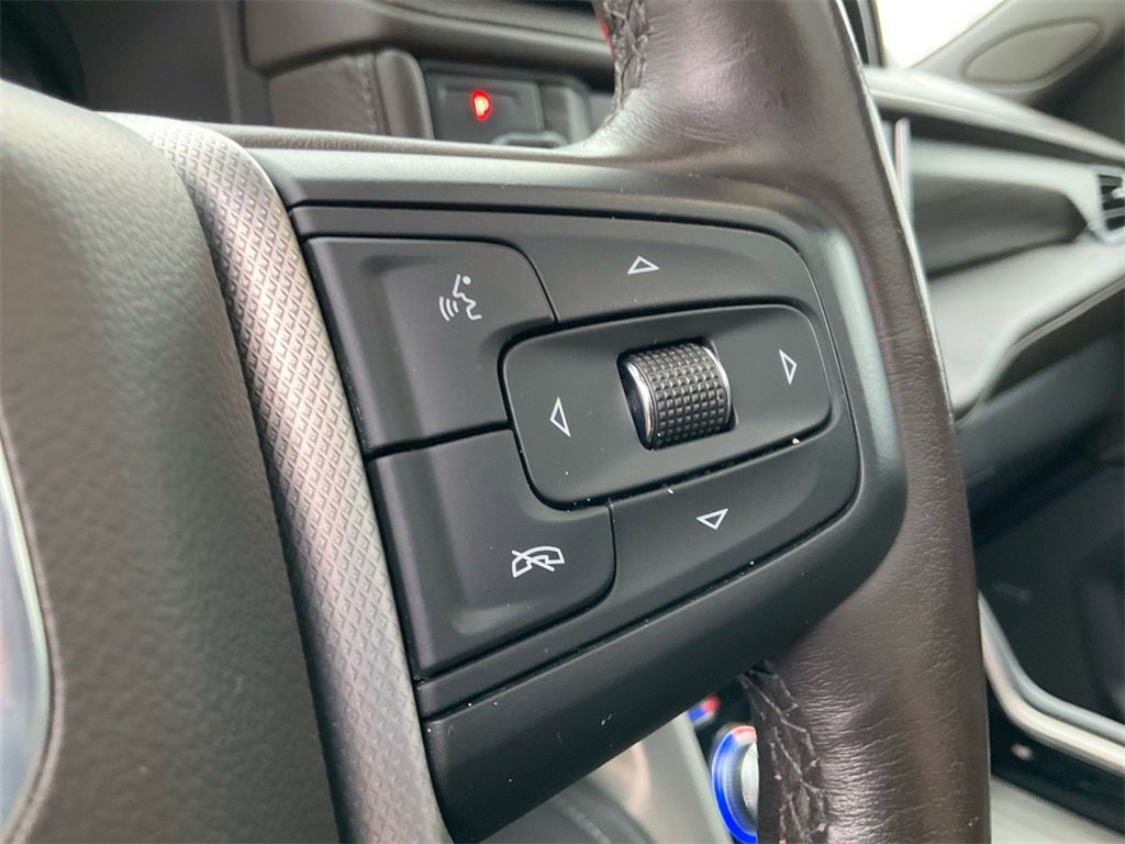 Used 2022 GMC Yukon Denali image 37