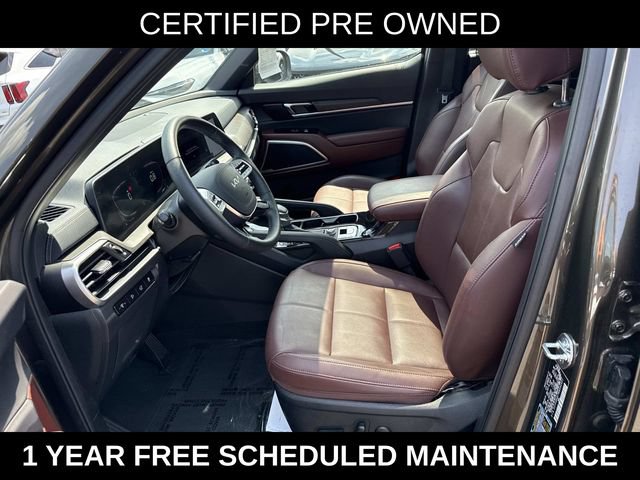Used 2024 Kia Telluride EX w/ EX Captain's Chair Package AWD/4WD image 14