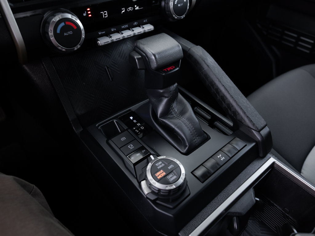 Used 2024 Toyota Tacoma TRD Off-Road AWD/4WD image 27