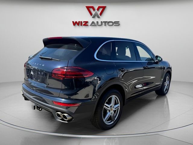 Used 2017 Porsche Cayenne S image 3