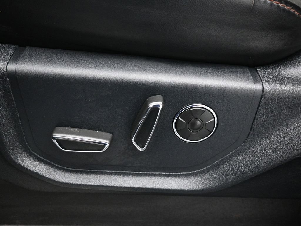 Used 2021 Ford F450 Platinum AWD/4WD image 10