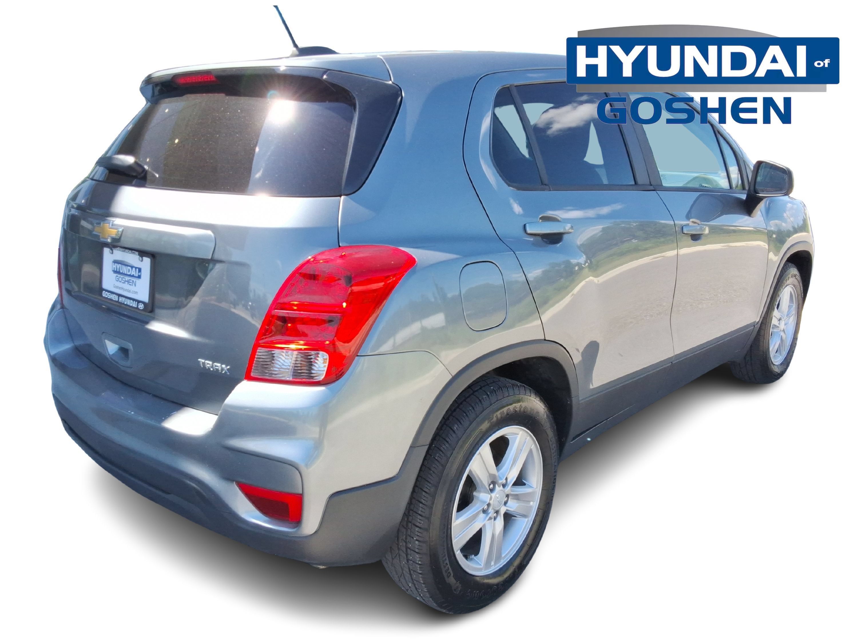 Used 2020 Chevrolet Trax LS w/ Tint and Cruise Package FWD image 9