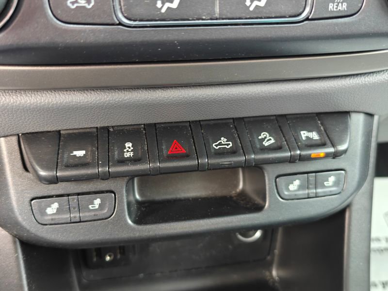 Used 2019 Chevrolet Colorado Z71 image 36