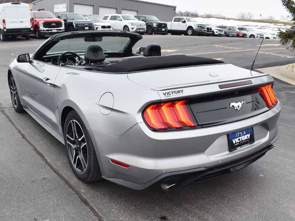 Used 2021 Ford Mustang Premium RWD image 3