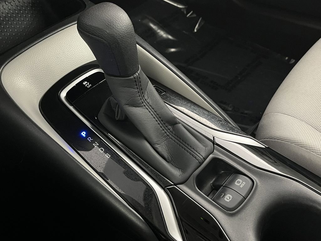 Used 2022 Toyota Corolla LE image 24