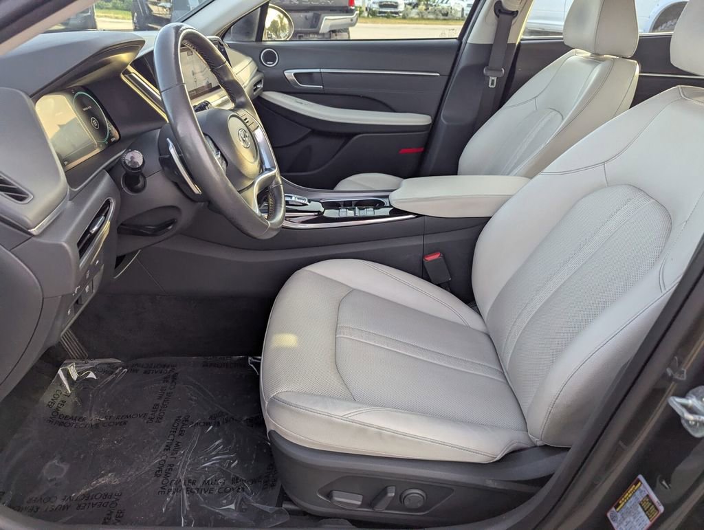 Used 2022 Hyundai Sonata Limited image 21